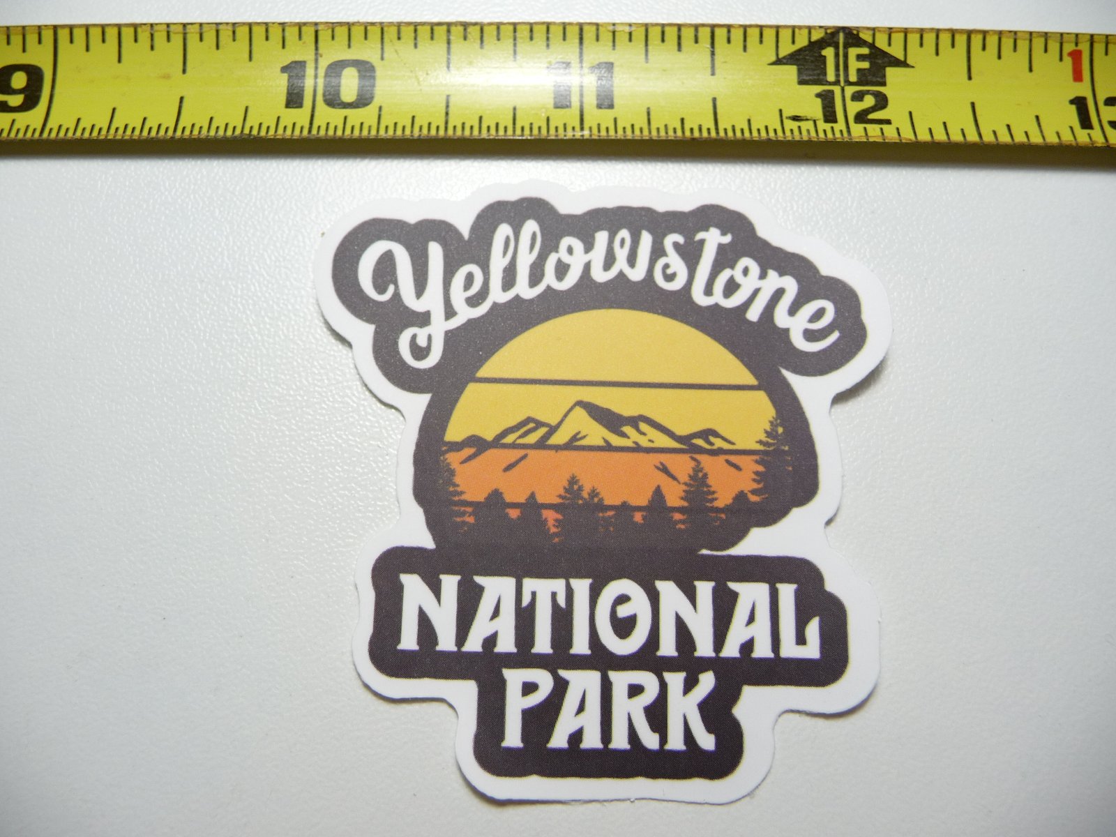 YELLOWSTONE NATIONAL PARK WYOMING #7 DECAL STICKER HIKING CAMPING NATURE OUTDOOR - Afbeelding 1 van 1